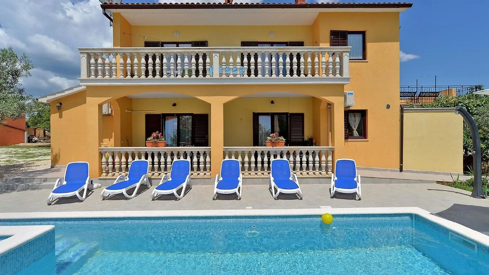 Holiday home Ferienhaus Mit Privatpool Fuer 16 Personen Ca 190 Qm In Vodnjan, Istrien Istrische Riviera